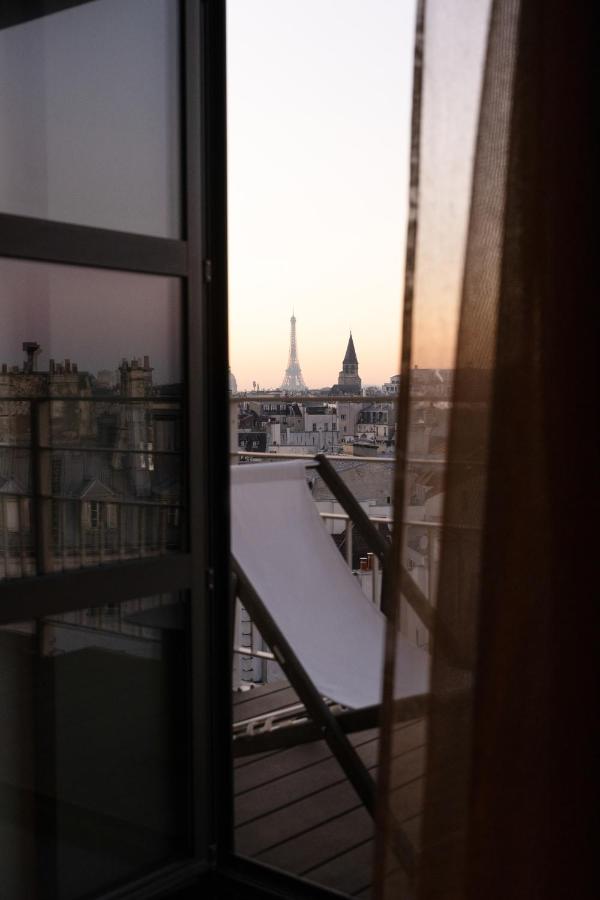 Отель Dame des Arts в Париже фото
